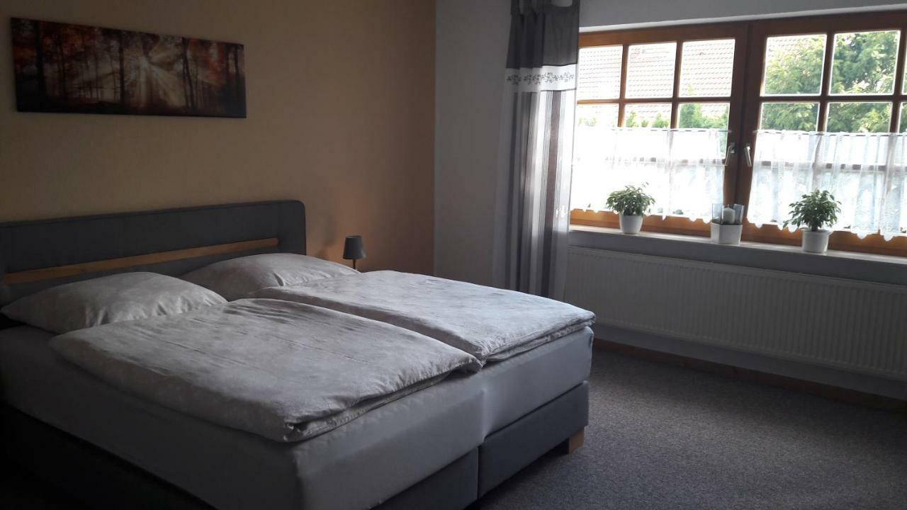 Schwalli'S Fewo Korbach Buitenkant foto